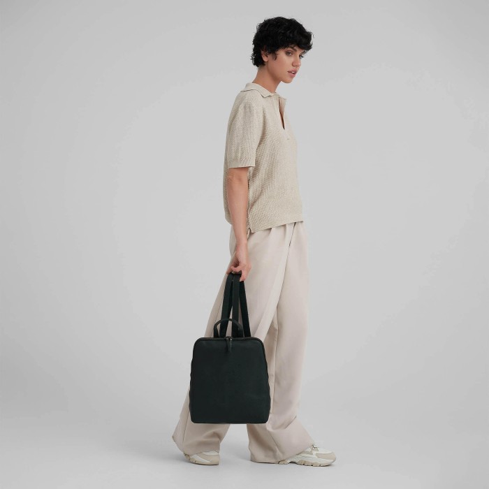 b402844-111-65 рюкзак повседневного стиля с лицевой стороны