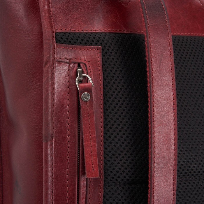 b402848-111-03 рюкзак для взрослого возраста с изнаночной стороны