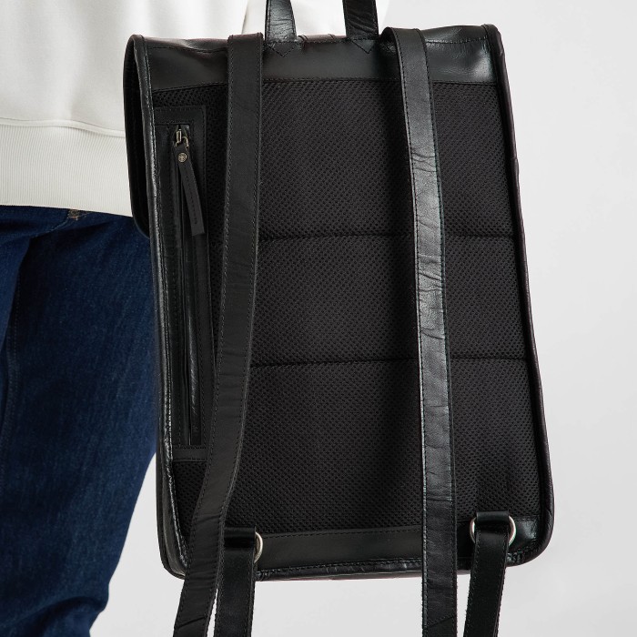 Товар с артикулом B402848-111-04 вид сзади