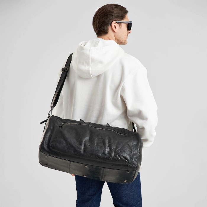 b402849-110-04 дорожная сумка от бренда dr.koffer вид слева