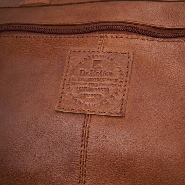 b402849-110-05 дорожная сумка делового стиля с лицевой стороны