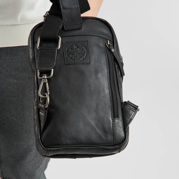 Товар с артикулом B402851-110-04 вид сзади