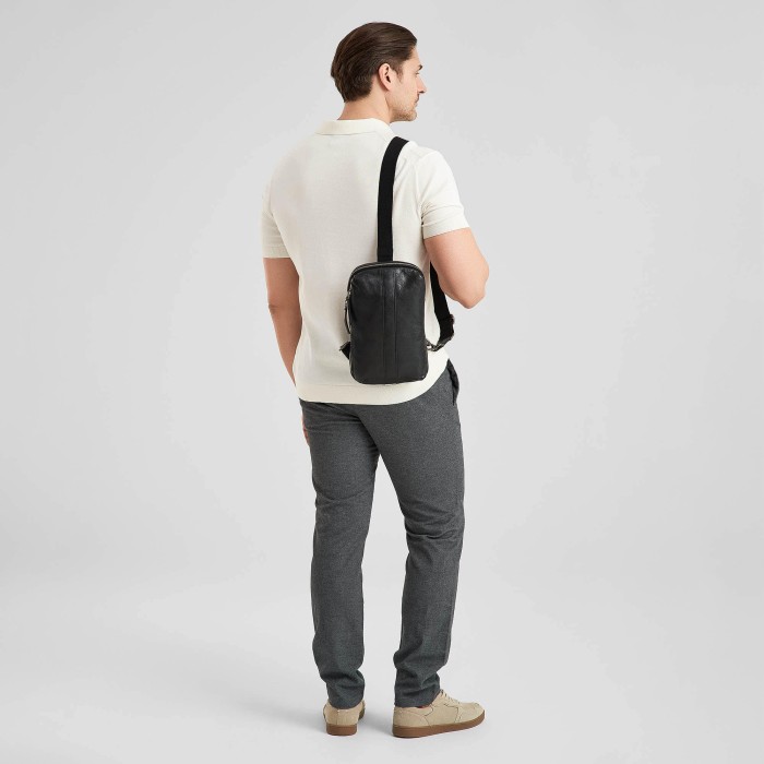 b402851-110-04 рюкзак повседневного стиля с лицевой стороны