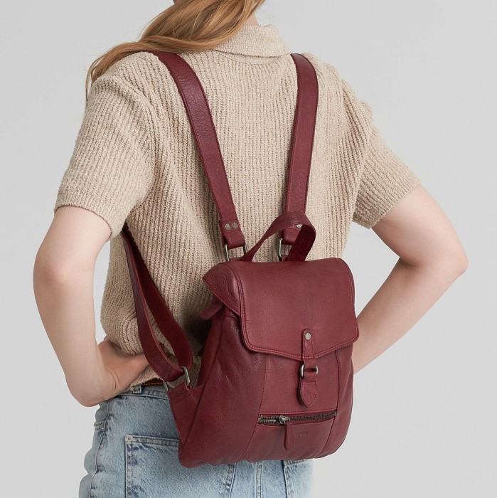 b402855-154-03 рюкзак по цене 26600 руб вид справа