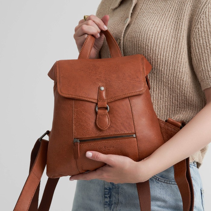 b402855-154-05 рюкзак из америки вид сбоку