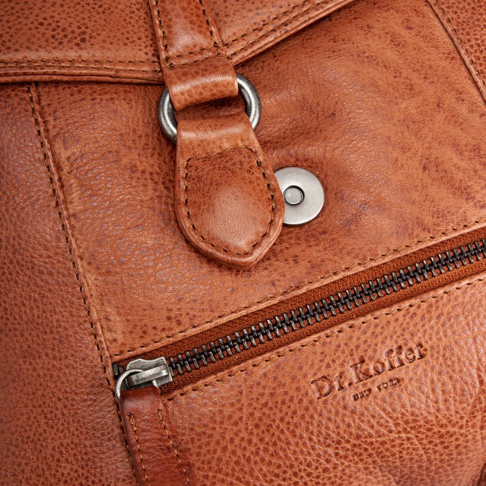 b402855-154-05 рюкзак для взрослого возраста с изнаночной стороны