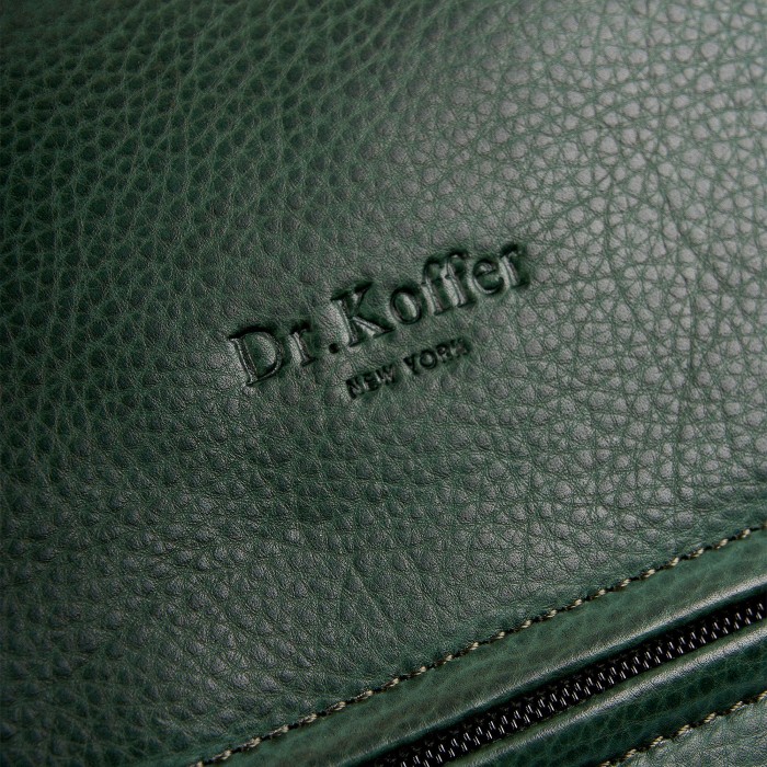 b402863-112-65 рюкзак из америки вид сбоку