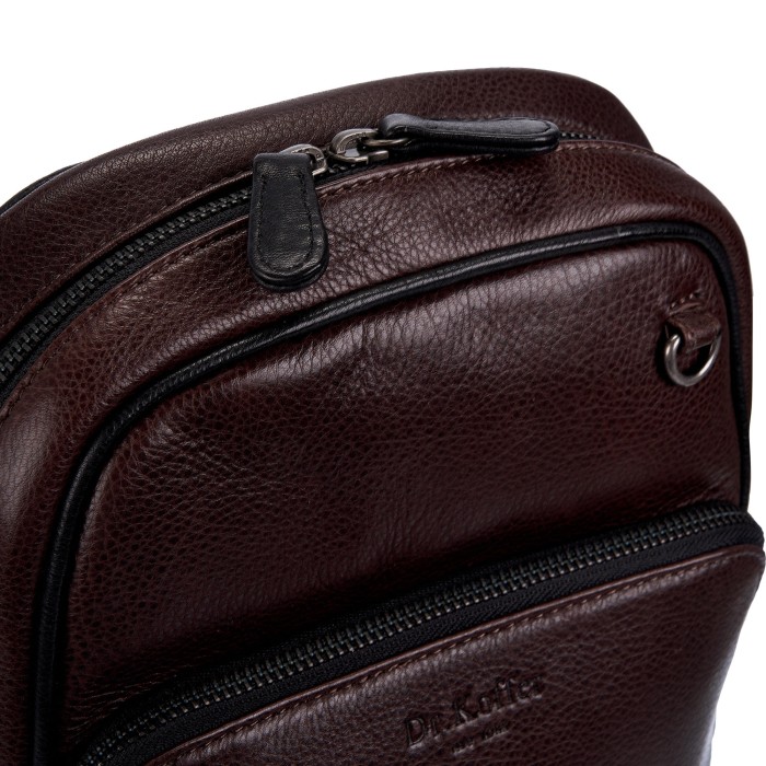 b402864-112-09_04 рюкзак из америки вид сбоку