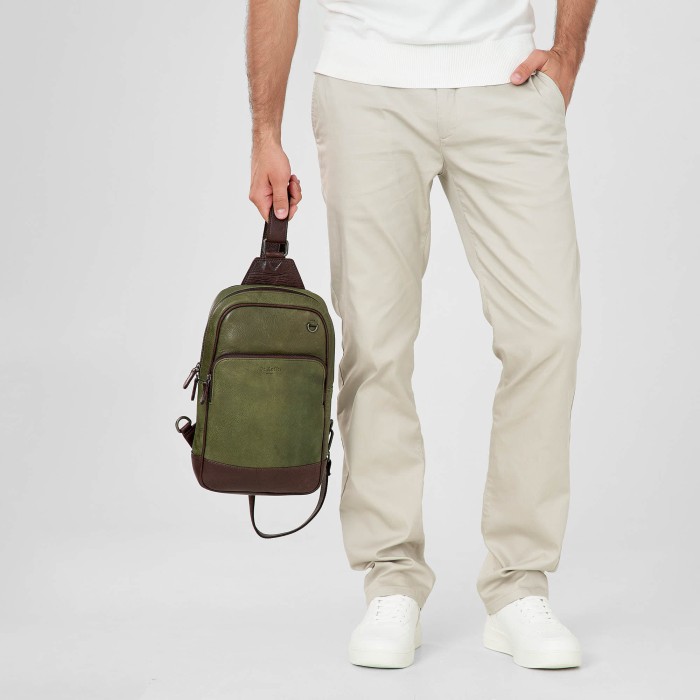 b402864-112-81_09 рюкзак повседневного стиля с лицевой стороны