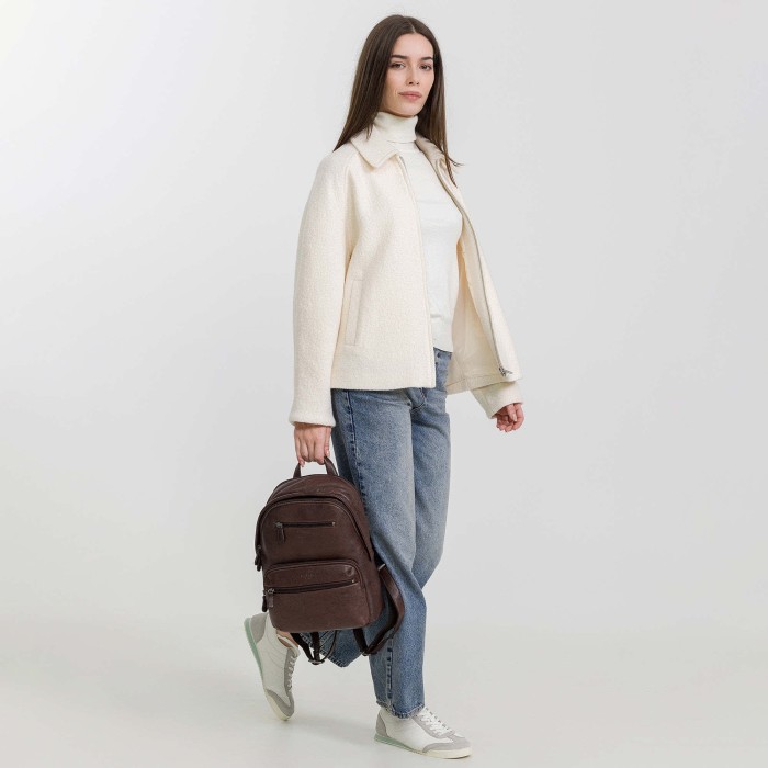 b402866-112-09 рюкзак повседневного стиля с лицевой стороны