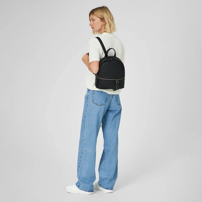 b402870-43-04 рюкзак повседневного стиля с лицевой стороны