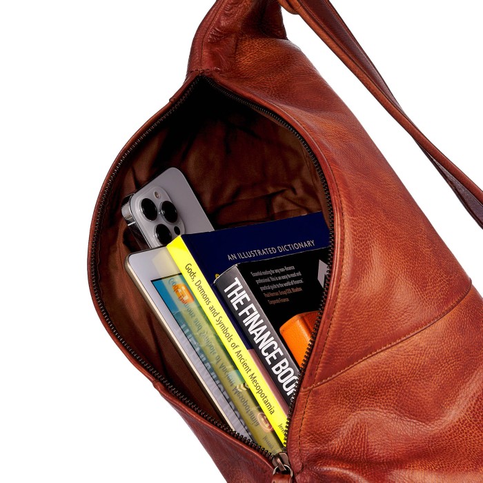 b402872-248-05 рюкзак из америки вид сбоку