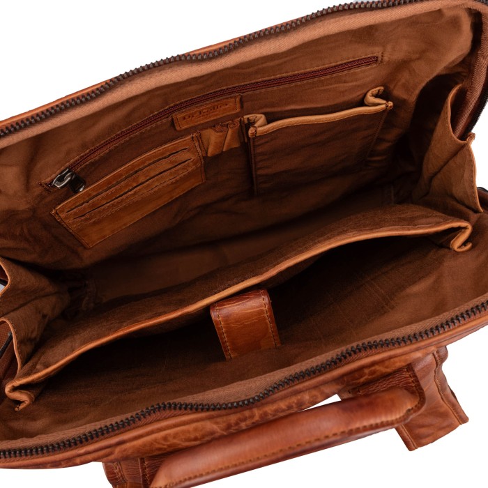 b402874-248-05 рюкзак из америки вид сбоку