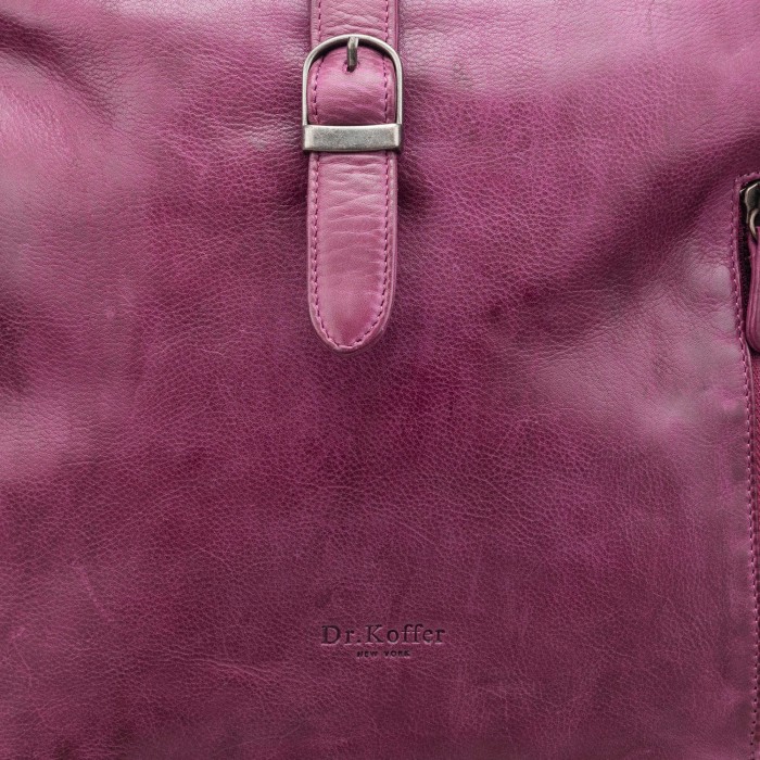 Товар фиолетового цвета с внутренней стороны