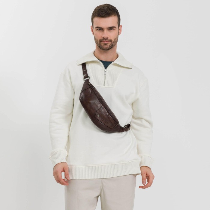 b402878-248-09 сумка поясная повседневного стиля с лицевой стороны