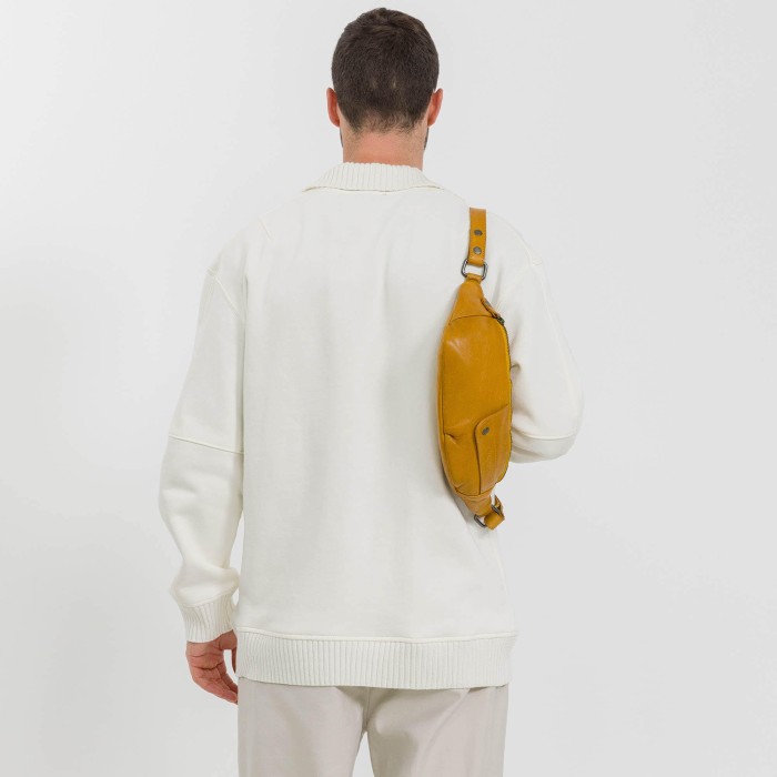 b402878-248-67 сумка поясная для взрослого возраста с изнаночной стороны