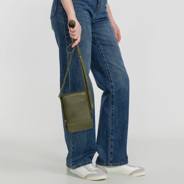 b402879-112-81 сумка через плечо по цене 16500 руб вид справа