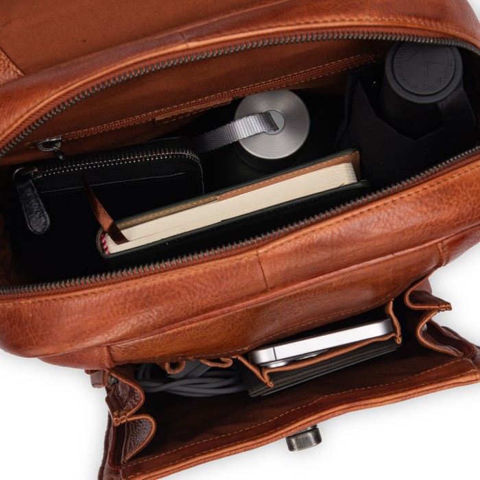 b402888-244-05 рюкзак по цене 43500 руб вид справа