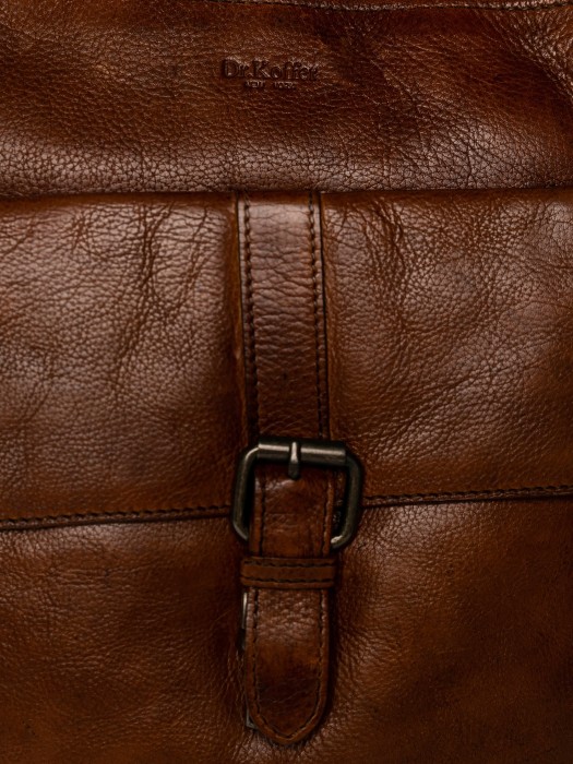 b402895-110-05 рюкзак из кожи спереди