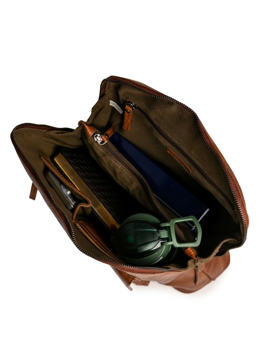 b402901-133-05 рюкзак по цене 25000 руб вид справа