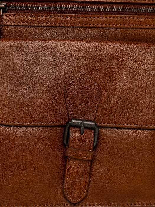b402901-133-05 рюкзак из кожи спереди