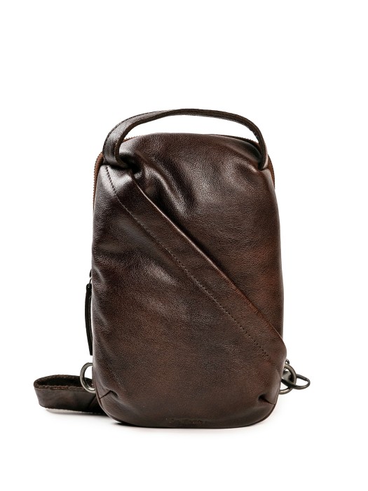 b402919-133-09 рюкзак от бренда dr.koffer вид слева