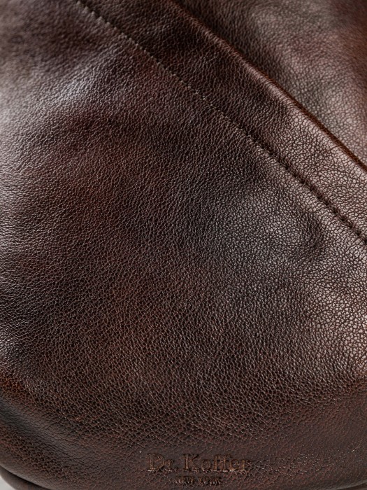 b402919-133-09 рюкзак из кожи спереди