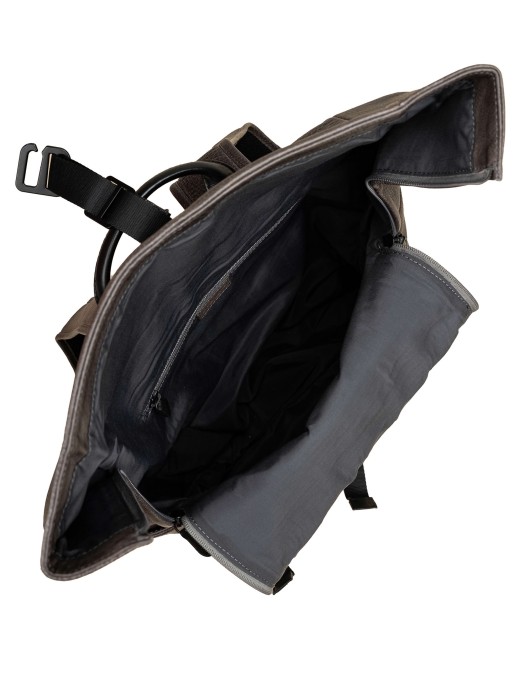 b402926-244-77_04 рюкзак по цене 41900 руб вид справа