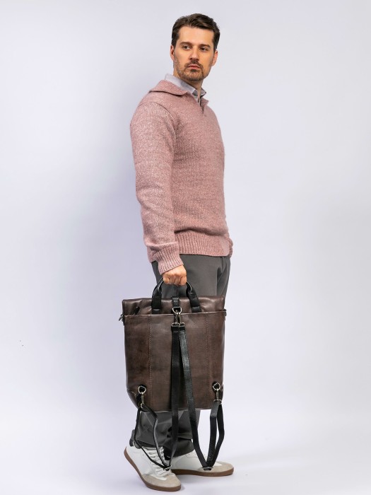 b402929-244-09_04 рюкзак для взрослого возраста с изнаночной стороны