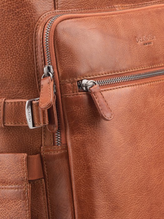 b402932-244-05 рюкзак универсального стиля с лицевой стороны