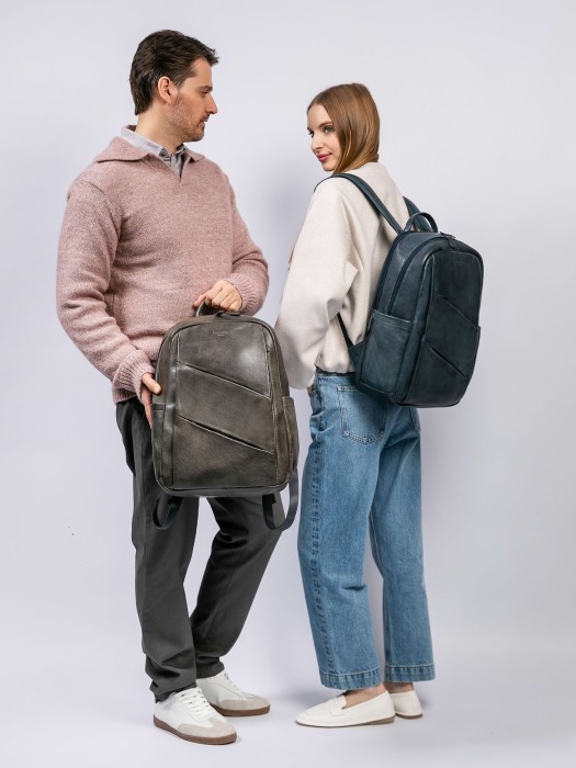 b402940-244-60 рюкзак для взрослого возраста с изнаночной стороны