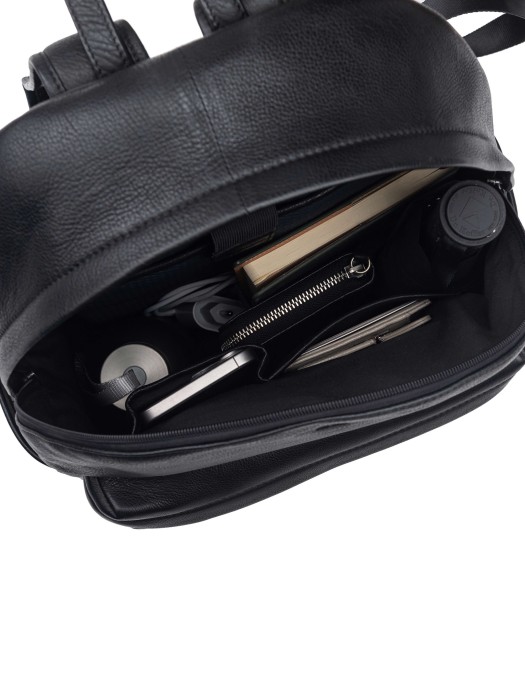 b402941-244-04 рюкзак из америки вид сбоку