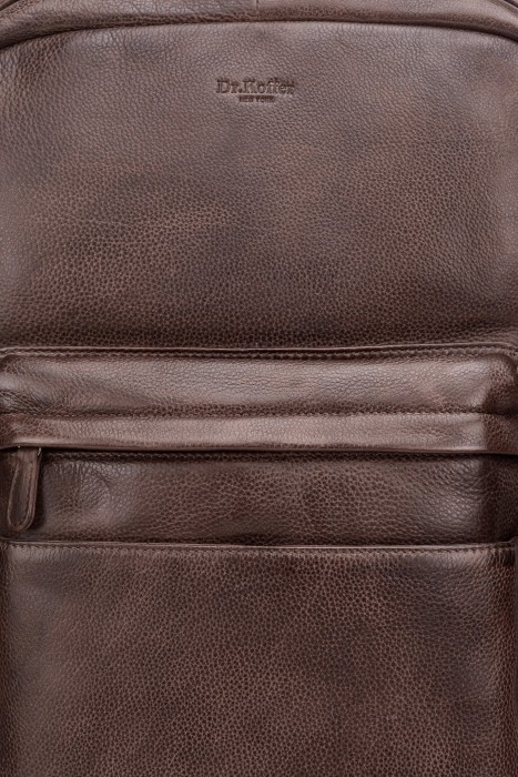 b402942-244-09 рюкзак из кожи спереди