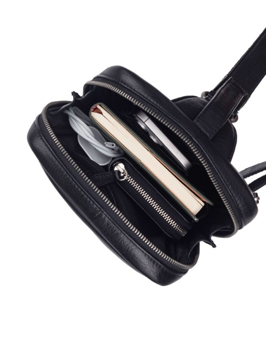 b402943-244-04 рюкзак из америки вид сбоку