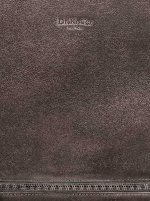 Товар серого цвета с внутренней стороны