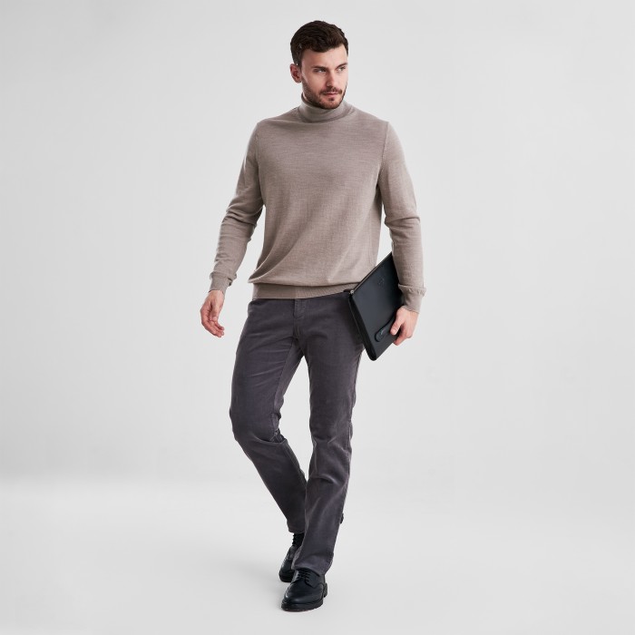 g231985-124-04 папка от бренда dr.koffer вид слева