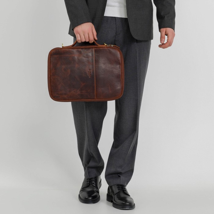 g231988-109-05 папка повседневного стиля с лицевой стороны