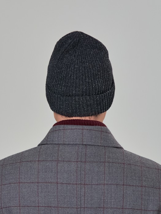 m-11322-82 шапка от бренда dr.koffer вид слева