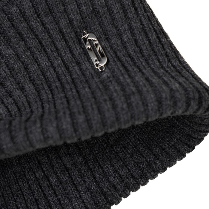 m-81011-82 шапка из америки вид сбоку