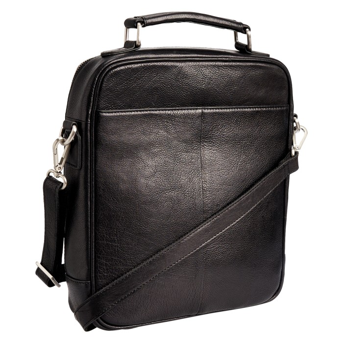 Товар черного цвета с внутренней стороны