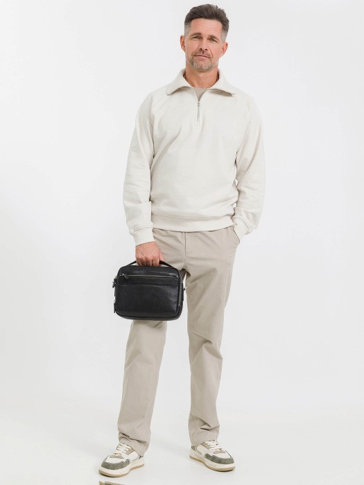 m402733-245-04 сумка через плечо по цене 22400 руб вид справа