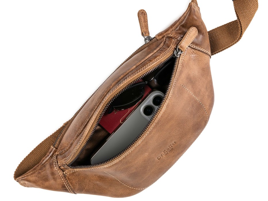 Товар зеленого цвета с внутренней стороны