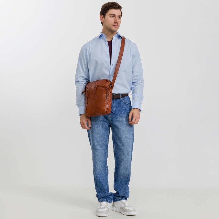 m402741-249-05 сумка через плечо из америки вид сбоку