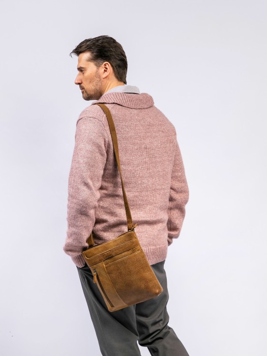 m402747-248-80 сумка через плечо повседневного стиля с лицевой стороны