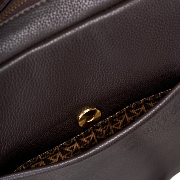 m402758-260-09 сумка через плечо по цене 22400 руб вид справа