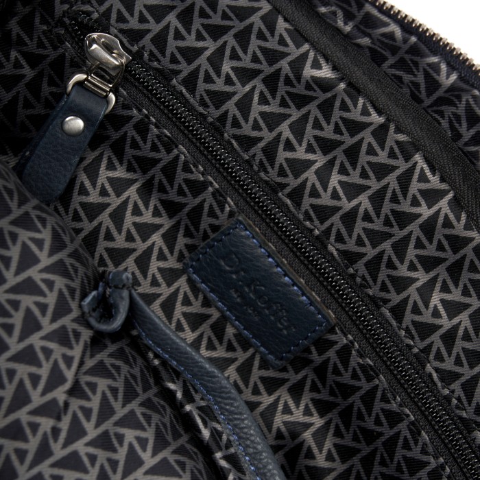 m402764-260-60 сумка через плечо по цене 18700 руб вид справа