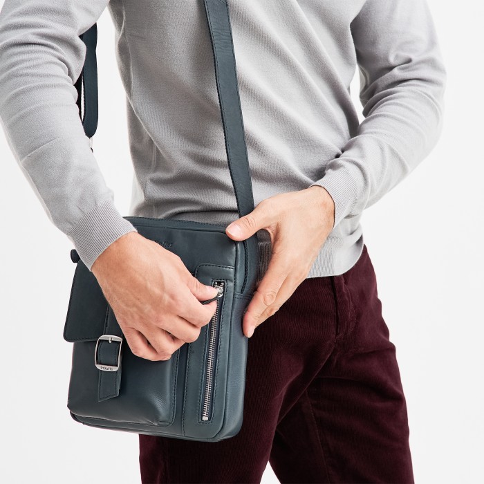 m402794-247-60 сумка через плечо по цене 23400 руб вид справа