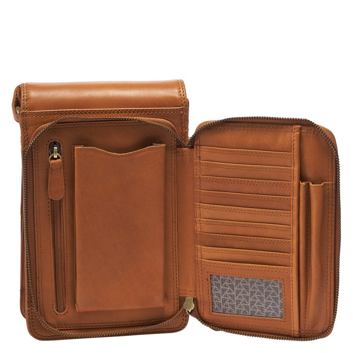 Товар коричневого цвета с внутренней стороны