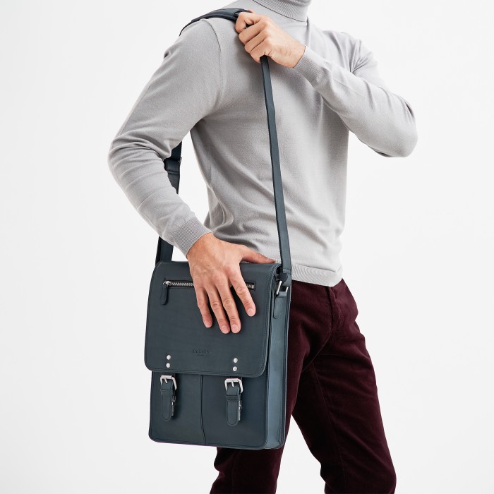 m402804-247-60 сумка через плечо по цене 35400 руб вид справа