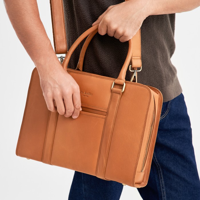 Товар с артикулом M402806-247-05 вид сзади